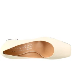 Décolleté Da Donna In Pelle Beige A Punta Squadrata