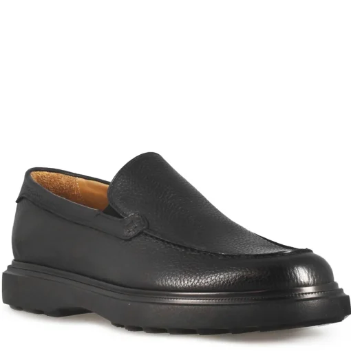 Mocassino Da Uomo In Pelle Martellata Colore Nero E Suola In Gomma Vibram