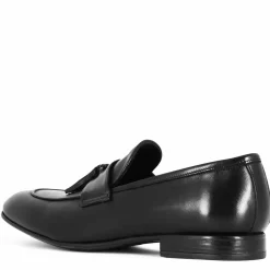 Mocassino Elegante Da Uomo In Pelle Morbida Colore Nero Con Nappine