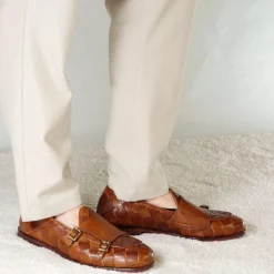 Mocassino Marrone Con Dobbia Fibbia Dorata Da Uomo In Pelle Intrecciata