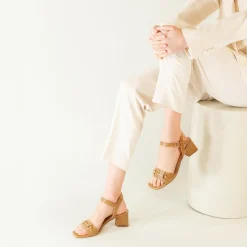 Sandalo Da Donna In Pelle Colore Marrone Con Morsetto Fatto A Mano