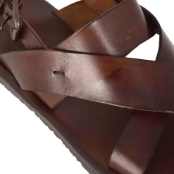 Sandalo Da Uomo Con Fasce Intrecciate In Pelle Colore Marrone Scuro