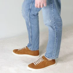Sneaker Classica Da Uomo In Pelle Scamosciata Colore Marrone Chiaro