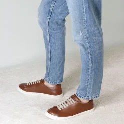 Sneaker Classica Da Uomo In Pelle Colore Marrone